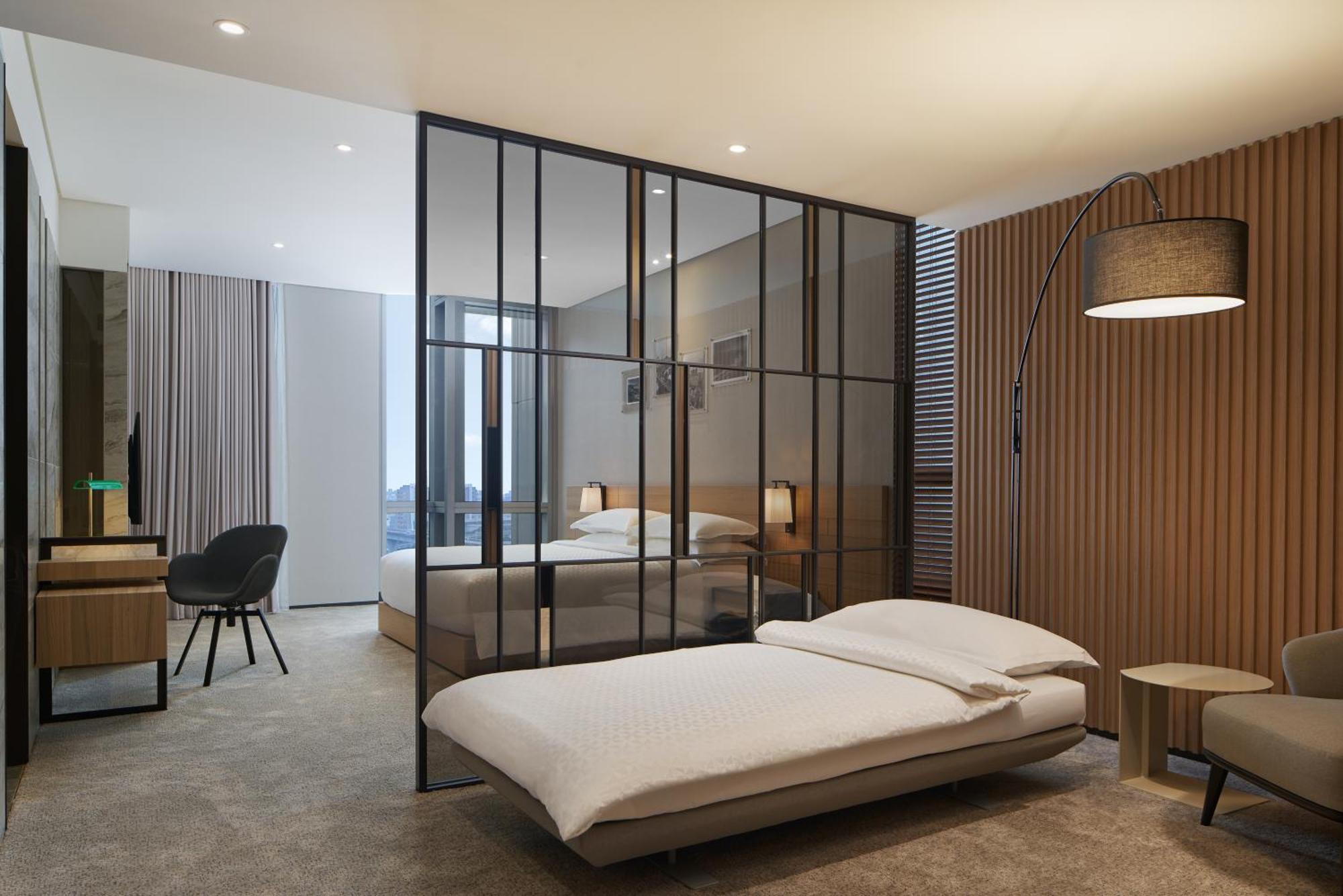 Four Points By Sheraton Линькоу Экстерьер фото