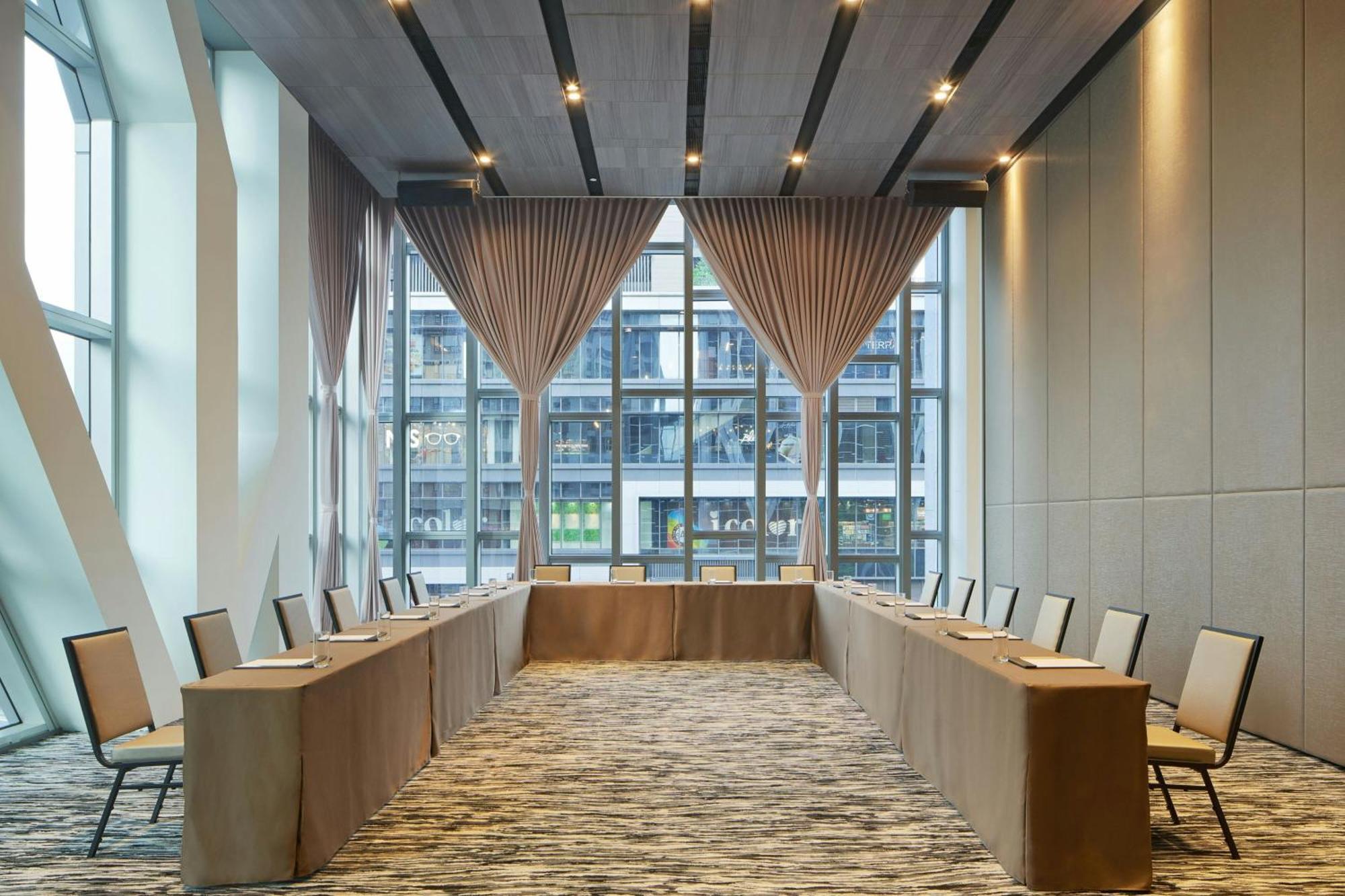 Four Points By Sheraton Линькоу Экстерьер фото